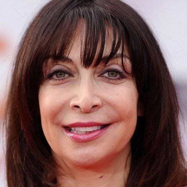 Illeana Douglas