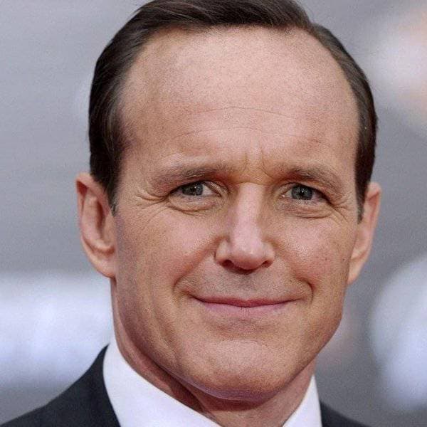 Clark Gregg