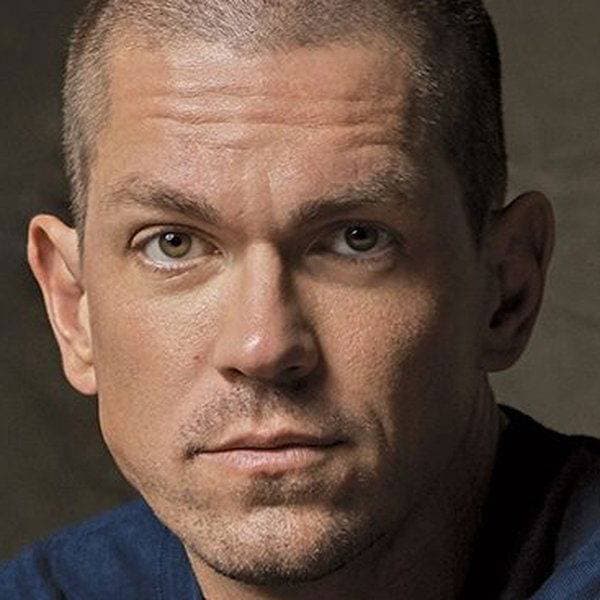 Steve Howey