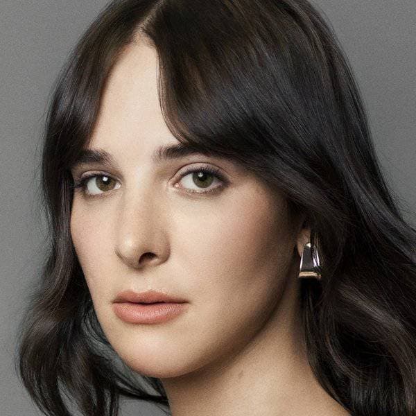 Hari Nef