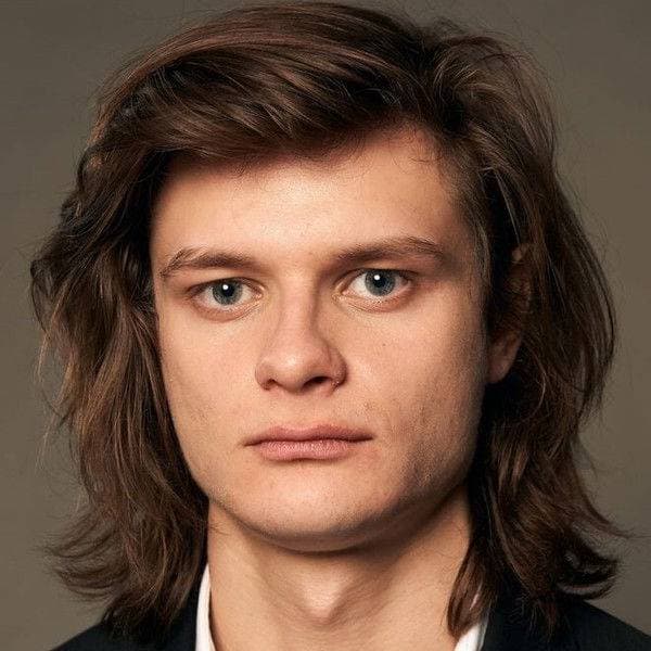 Charlie Tahan
